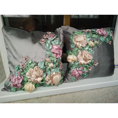 Set of 2 Embroidered Pillow Covers "Rose Dew"